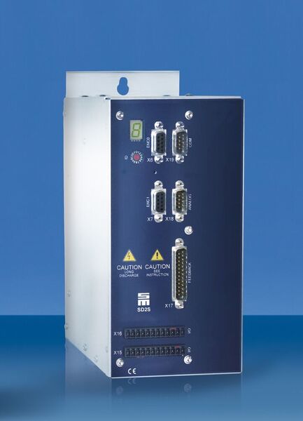 Der Frequenzumrichter SD2S von Sieb & Meyer unterstützt hohe Motorfrequenzen und ist somit optimal geeignet für den Einsatz in Werkzeugmaschinen. (Sieb&Meyer)
