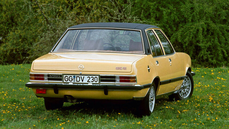 Gegenüber BMW 5er und Mercedes Strich-Acht-Typen mit Vierzylinder-Motoren erzielten diese  Sechszylinder, speziell mit großem GS bzw. GS/E-Signet, anfangs durchaus Achtungserfolge. (Opel)