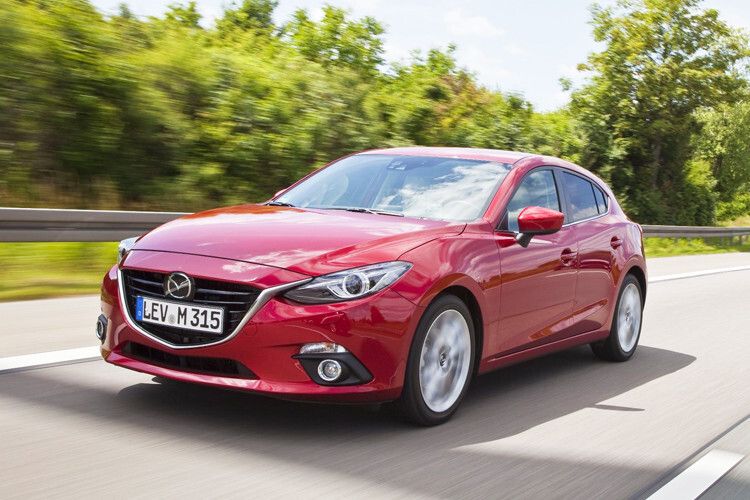 Die Sechsgang-Automatik bringt den 3er-Piloten weich schaltend zügig voran. (Foto: Mazda)