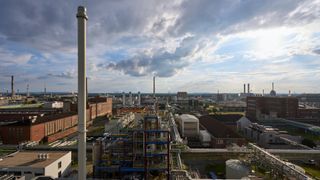 Covestro-Standort in Dormagen: Neuer Kompressor senkt Energiebedarf von Covestro in Deutschland um zwei Prozent. (Bild: Covestro)