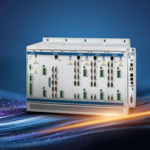 Innovative CNC-Steuerungen für die Leiterplattenbearbeitung von Sieb & Meyer: Getrieben vom KI-bedingten Investitionsboom in der Leiterplattenfertigung konnten die Lüneburger Technologieführer im Bereich Steuerungs- und Antriebselektronik ihren Jahresumsatz 2025 mehr als verdoppeln.(Bild:  Sieb & Meyer/Adobe Stock Parsudi)