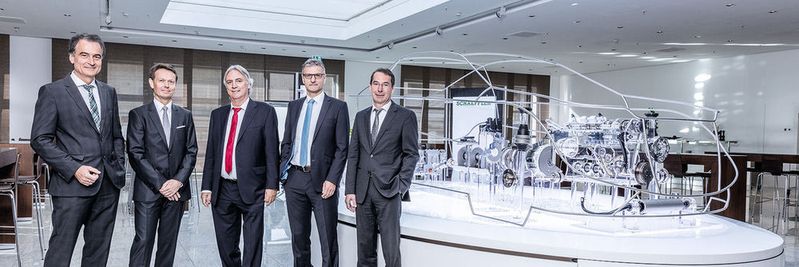 Mit dem strategischen Partner IBM und dem Aufbau einer digitalen Plattform legt Schaeffler das Fundament für die Verarbeitung großer Datenmengen zur datenbasierten Wertschöpfung.(Bild:  www.rui-camilo.de)