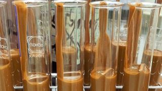 Die antistatischen Leitungen haben auch die Beständigkeitsprüfung gegen Ölbohrschlamm bestanden. (Lapp)