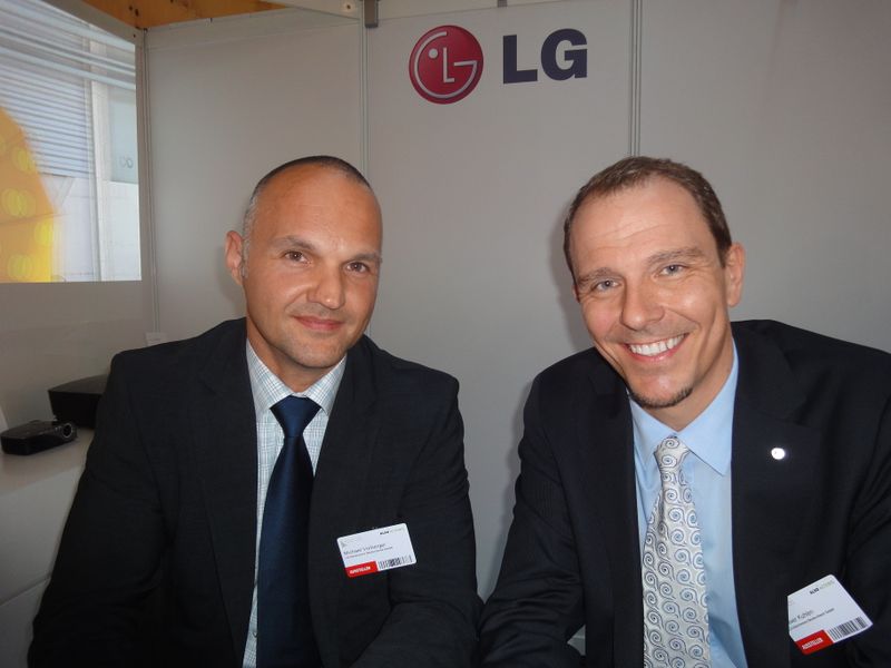 (v.l.) Michael Vorberger und sein neuer Kollege Oliver Kuhlen, LG Electronics (Archiv: Vogel Business Media)