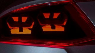 Serienreife in wenigen Jahren: Osram hat ein einer flexiblen OLED-Leuchte für das Hecklicht gearbeitet.  (Bild: Osram)