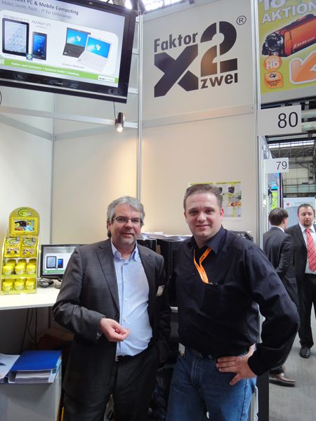 v.l. Ralph Klostermann, Faxtorx2, und Christian Czupalla, ZOTAC, hatten interessante Produkte zu zeigen. (Archiv: Vogel Business Media)