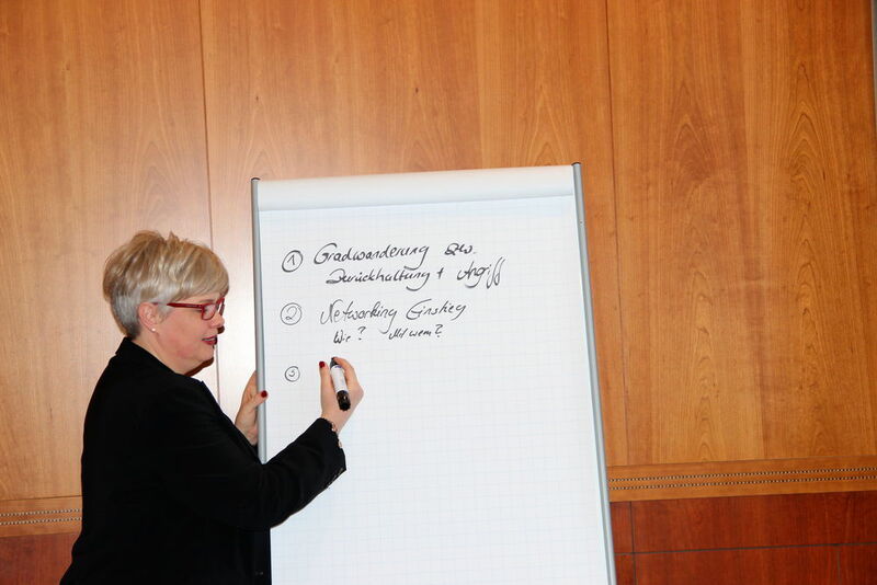 Chairwoman Nadin Meloth, EWMD, sprach in ihrem Thinktank über Bedeutung von Networking. (Bild: Vogel IT-Akademie)