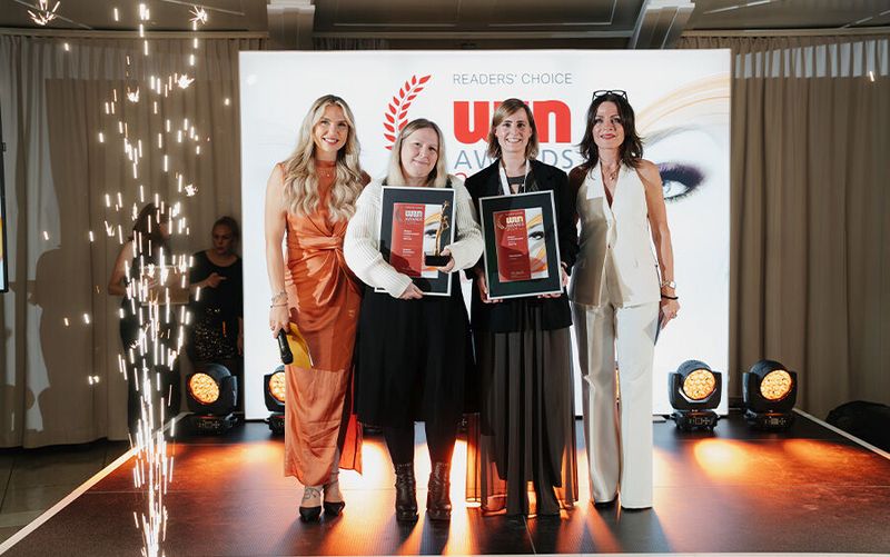 Die Gewinnerinnen aus dem Bereich »Women in eGovernment« | Kategorie »Start Up«. Silke Sommer (Gold) und Susanna Karademirci (Platin). (Bild: Manuel Emme)