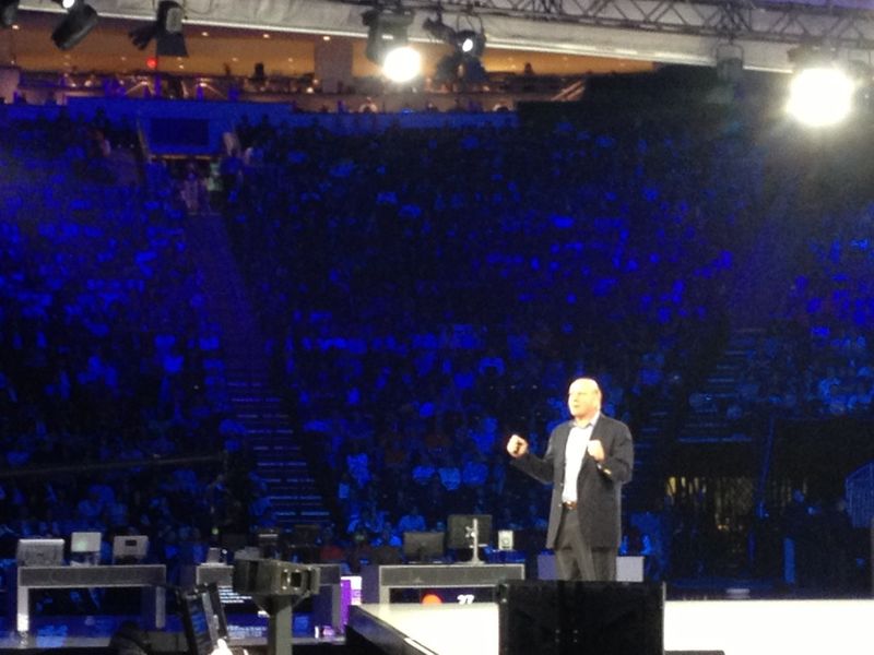 Microsoft-CEO Steve Ballmer schwärmte vor tausenden Partnern von der Cloud. (Bild: IT-BUSINESS)