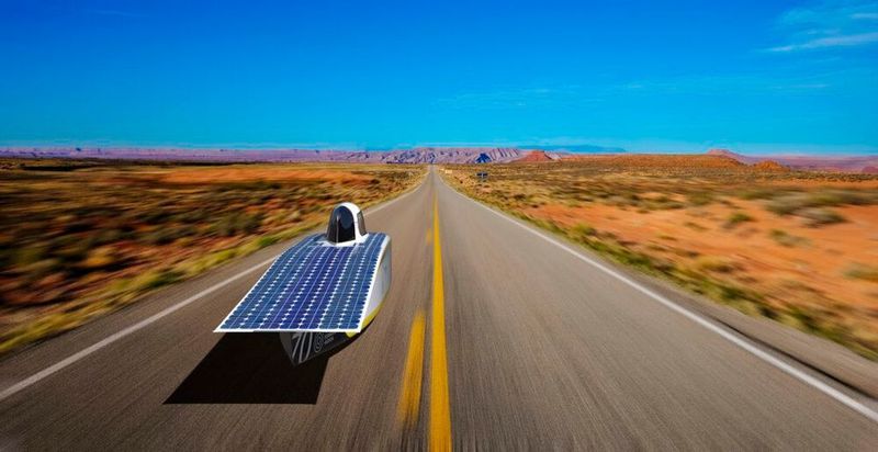 Das Team Sonnenwagen Aachen entwickelte ein Solarauto zur weltweiten Teilnahme an emissionsfreien Rennen. (Sonnenwagen Aachen e.V.)