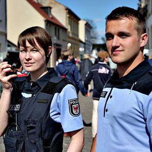 Genutzt wird der Digitalfunk BOS bereits in allen Bundesländern. Rund 60 Prozent des Bundesgebietes befinden sich in der Betriebsphase, beginnend ab dem Erweiterten Probebetrieb