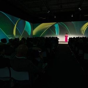 Tebis wurde für seine «SmartOps»-Technologie mit dem German Innovation Award geehrt. Die Preisverleihung fand an 12. Mai 2026 im Rahmen einer Abendveranstaltung in Berlin statt. (Bild: Grand Visions / German Design Council)