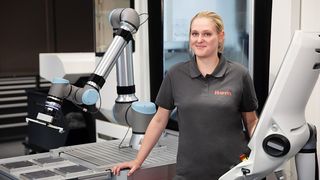 cobot-in-der-produktion-mai (item Industrietechnik Schweiz GmbH)