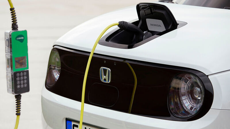 Wie es im kommenden Jahr mit der staatlichen Förderung von Elektroautos weitergeht, ist noch unklar.