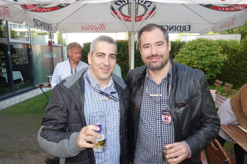 Extra aus Spanien angereist,  (l.) Galvez Javier, und Bou Lluis, Tech Data. (Bild: IT-BUSINESS)