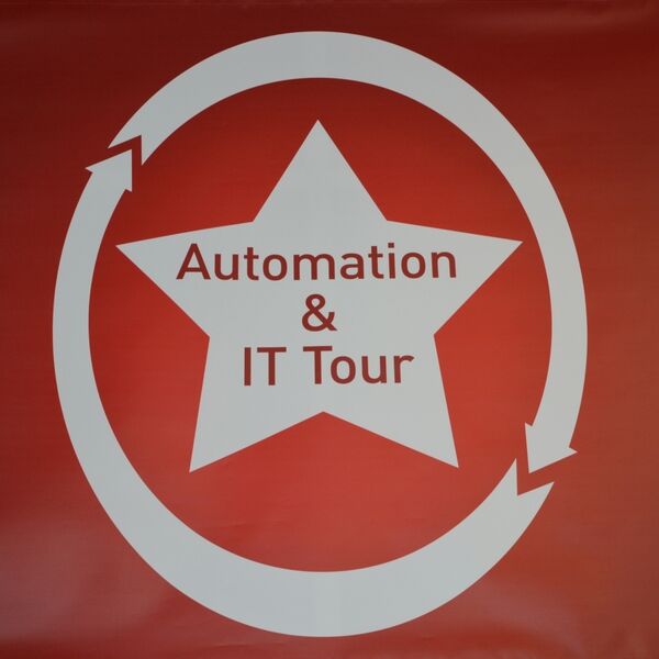 Die Automation und IT-Tour soll die Highlights der Hannover Messe 2013 aus dem Bereich der Automatisierung erlebbar machen.  (Bild: Jablonski/PROCESS)