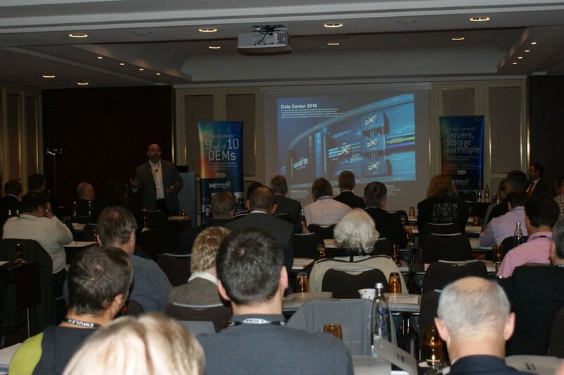 Shaun Walsh, Senior Vice President of Marketing and Corporate Development bei Emulex, erklärte, warum „Software-basierte Konvergenz“ der nächste Schritt für Rechenzentren nach Cloud Computing sein wird. (Emulex)