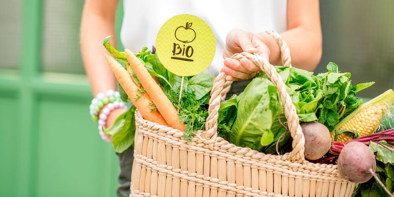 Neue Wege für nachhaltigere Lebensmittel in der EU: Eine Studie des ZALF zeigt auf, wie innovative Lebensmittelkennzeichnung Landwirtschaft motivieren und Verbraucherinnen und Verbraucher besser informieren kann. (Symbolbild)(Bild:  rh2010 - stock.adobe.com)