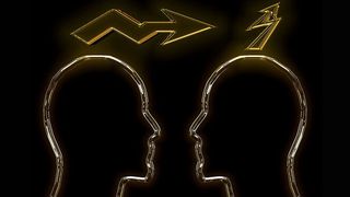 Wright/Waters: „Us and them - and after all we're only ordinary men.“ Das Motto aus eibem Pink-Floyd-Song nimmt der Autor, Jan Karremans von EnterpriseDB, her, um zu erläutern, dass sich Entwickler und Databank-Administratoren nicht immer verstehen, aber verständigen können, sollen und müssen.  (gemeinfrei: kalhh auf Pixabay)