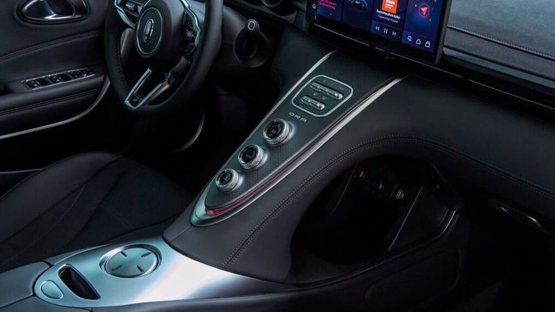 Der Innenraum wirkt edel und originell. (Bild: GWM)