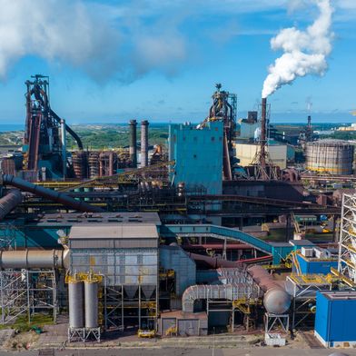 Tata Steel investiert 70 Millionen Euro in das neue Filtersystem – als technische Basis für eine geplante DeNOx-Anlage zur Stickoxidreduktion. (Bild: Tata Steel)