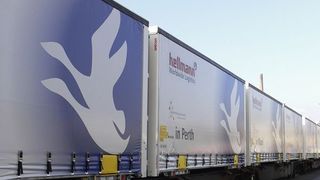 Mittlerweile buchen auch andere Speditionsunternehmen bei Hellmann Stellplätze auf den Zügen. Bild: Hellmann (Archiv: Vogel Business Media)
