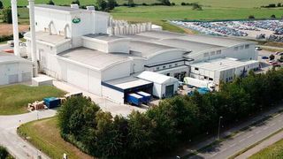 Arla employs 250 people at the Westbury site. Typical production figures per year are 45,000 tonnes of skim milk powder and up to 80,000 tonnes of butter under the Anchor and Arla brands. (Source: Arla)