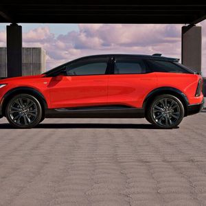 Dessen elektrische Reichweite soll oberhalb von 500 Kilometern liegen.(Bild:  Cadillac)