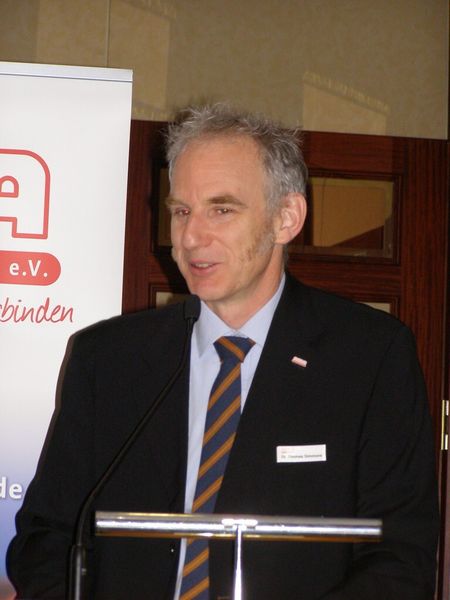 Dr. Thomas Simmons, Geschäftsführer AMA-Fachverband für Sensorik: „Die Sensorik und Messtechnik ist und bleibt eine stabile Branche auch im wirtschaftlich Auf und Ab der Märkte.“ (Bild: Schnell)