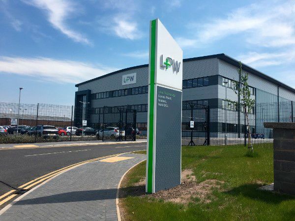 The new £20-million metal powder production facility is a 90,000 sq.ft. (9,700 m²) building spread on a seven-acre site near Liverpool. (LPW Technology)