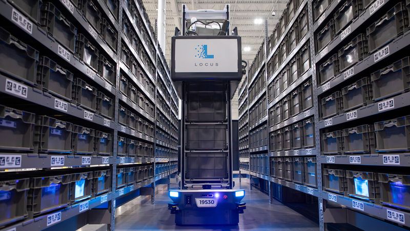 Auch im April gibt es viele Produktneuheiten aus der Robotik, besonders für die Intraglogistik. (Bild:  Locus Robotics)