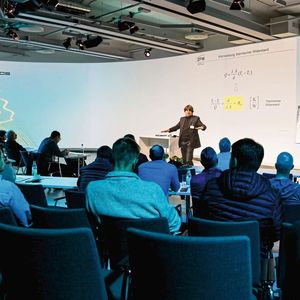 Der Call for Papers für die „Power of Electronics 2026” ist eröffnet. Auf dem vergangenen Kongress suchten mehr als 300 Teilnehmer an zwei Kongresstagen den interdisziplinären Austausch. (Bild:  Stefan Bausewein)