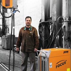 Schweißer Mehmet Ali Acibak ist mit der Mega-Puls-Focus zufrieden.