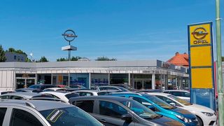 Das ehemalige Autohaus Kuhl gehört fortan zum Autohaus Nau und damit zur AVAG-Gruppe. (Autohaus Nau)