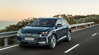 Der E-SUV Q4 E-Tron hat Audi zum Modelljahr 2027 in vielen Details überarbeitet. (Bild: Audi)