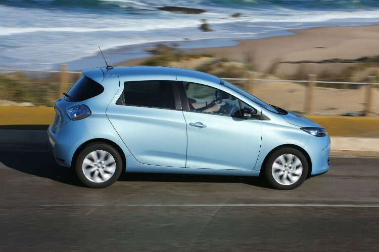 Bereits als viertes Modell mit rein batterieelektrischem Antrieb bringt Renault am 8. Juni 2013 den Zoe auf den deutschen Markt. Der Einstiegspreis liegt bei 21.700 Euro. (Foto: Renault)