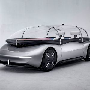 Mit geschlossener Kuppel ist der Akxy2 fahrbereit – selbstverständlich mit elektrischem Antrieb.(Bild:  Asahi Kasei)