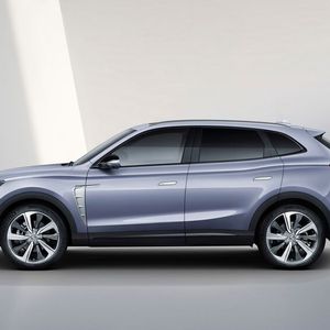 Das SUV wird es wahlweise mit drei Elektromotoren, permanentem Allradantrieb und einer Maximalleistung von 212 kW (288 PS) geben; außerdem als Hecktriebler mit zwei Elektromotoren und 132 kW (180 PS).(Bild:  MG)