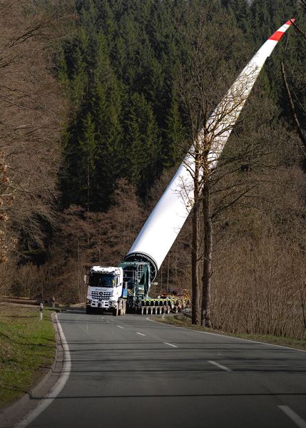 Der Aufstellwinkel des Rotorblatts variiert je nach Abschnitt zwischen 21 und 46 Grad – möglich sind bis zu 60 Grad. (Bild: TII-Group)