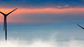 Damit eine Windenergieanlage in Betrieb gehen kann, müssen Nachweise zur Sicherung der Stromversorgung sowie zum Schutz der Umwelt vorgelegt werden. (gemeinfrei)