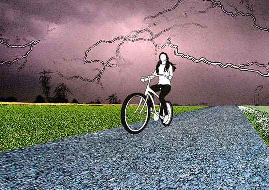 Fahrradfahren bei Gewitter - gefährlich! (Bild:  VDE e.V.)