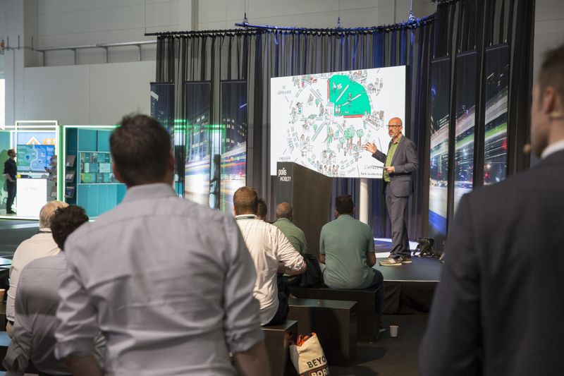 openSTAGE: „Städte in Bewegung“ mit Stephan Willinger (Koelnmesse GmbH, Maxi Uellendahl)