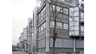 1	 Der Umbau von bestehenden Gebäuden in Laborräume muss extrem sorgfältig geplant werden. (Bilder: Medigenomix) (Archiv: Vogel Business Media)