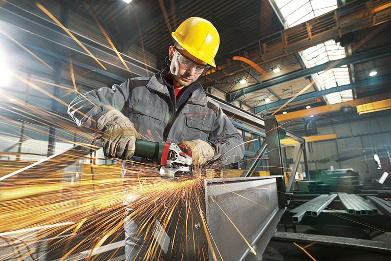 Die neue Winkelschleifer-Kompaktklasse von Metabo umfasst 22 Modelle von 900 bis 1700 W, die komplett am Stammsitz in Nürtingen gefertigt werden. (Bild: Metabo)