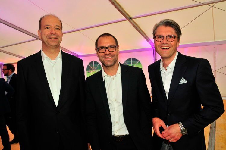 Geschäftsführer unter sich: Axel Koblitz (ZDK-Hautpgeschäftsführer), Dietmar Hoffmann (LV Thüringen) und Niklas Burmester (LV Saarland). (Zietz/»kfz-betrieb«)