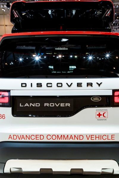 Der Drohnen-Discovery wird zwölf Monate lang im Rotkreuz-Trainingszentrum in Erzberg in der Steiemark sowie in Wien zum Einsatz kommen. (Land Rover)