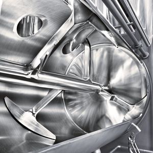 Zwei Faktoren haben entscheidenden Einfluss auf die Eignung für Produktionsverfahren mit hohen Anforderungen an die Hygiene: die Wahl geeigneter Werkstoffe und die geometrische Gestaltung der Betriebsmittel.(Bild: Gebr. Lödige Maschinenbau)