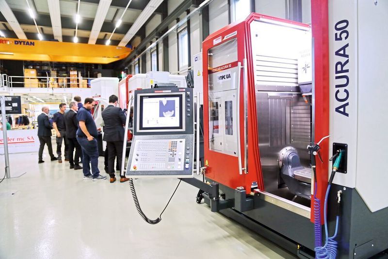 Newemag a organisé ses portes ouvertes du 16 au 18 novembre 2021 sous le slogan « Fit for Future » et a présenté différentes nouveautés pour améliorer la productivité. (Anne Richter, SMM)