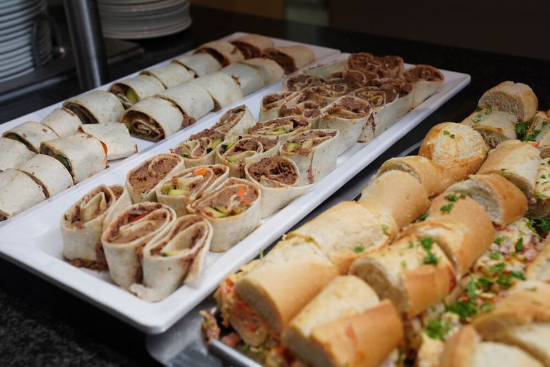 FPGA Conference Europe 2022: Über 70 Sprecher, 100 Vorträge und über 250 Teilnehmer – nach zwei Jahren mit Corona-bedingten Digitalkonferenzen fand die dreitägige FPGA Conference vom 5. bis 7. Juli 2022 endlich wieder als Präsenzveranstaltung statt. Besondere Highlights waren die spannende Keynote von Nick Ni von AMD/Xilinx, die interessante Couchtalk-Expertenrunde, der traditionelle BBQ-Grillabend sowie die vielen glücklichen Gewinner der Verlosungsaktionen.  (Bild: Nadine Stegemann)