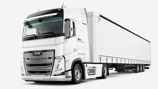 Besonders groß war das Nachfrage-Plus EU-weit bei Lkw, die um 23 Prozent auf 268.766 Einheiten zulegten. Auch E-Lkw werden populärer. (Bild: Designwerk)